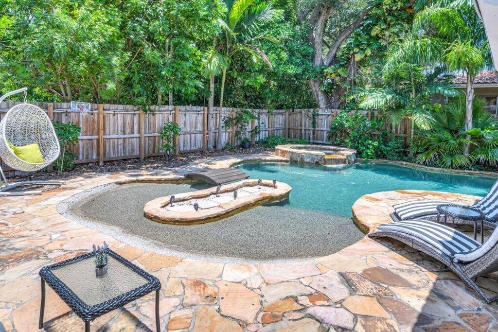 Modern Tropical Pool House North Miami Hot Tub 빌라 외부 사진